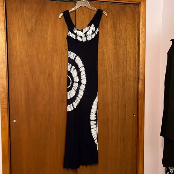 inc tie dye maxi dress Sleeveless Tie Dye Maxi Dress w/ Pockets & Curved Hem